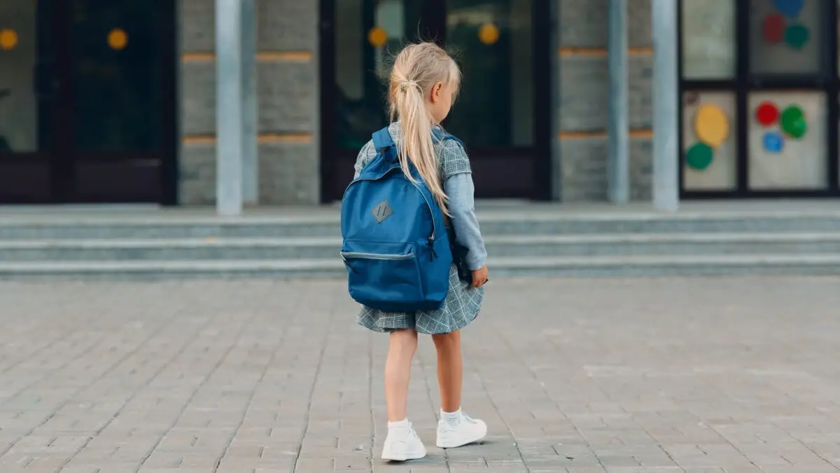 Så här gör du när du byter skola vid flytt illustration