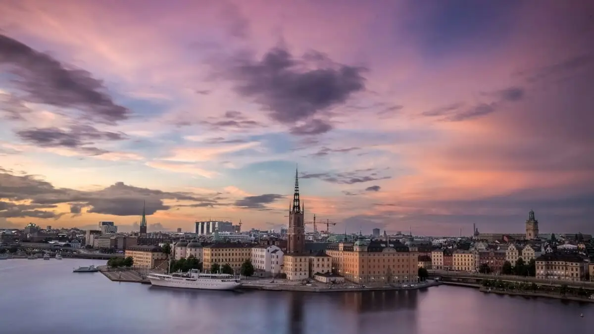 Smidig flytt från Lund till Stockholm utan bekymmer! illustration